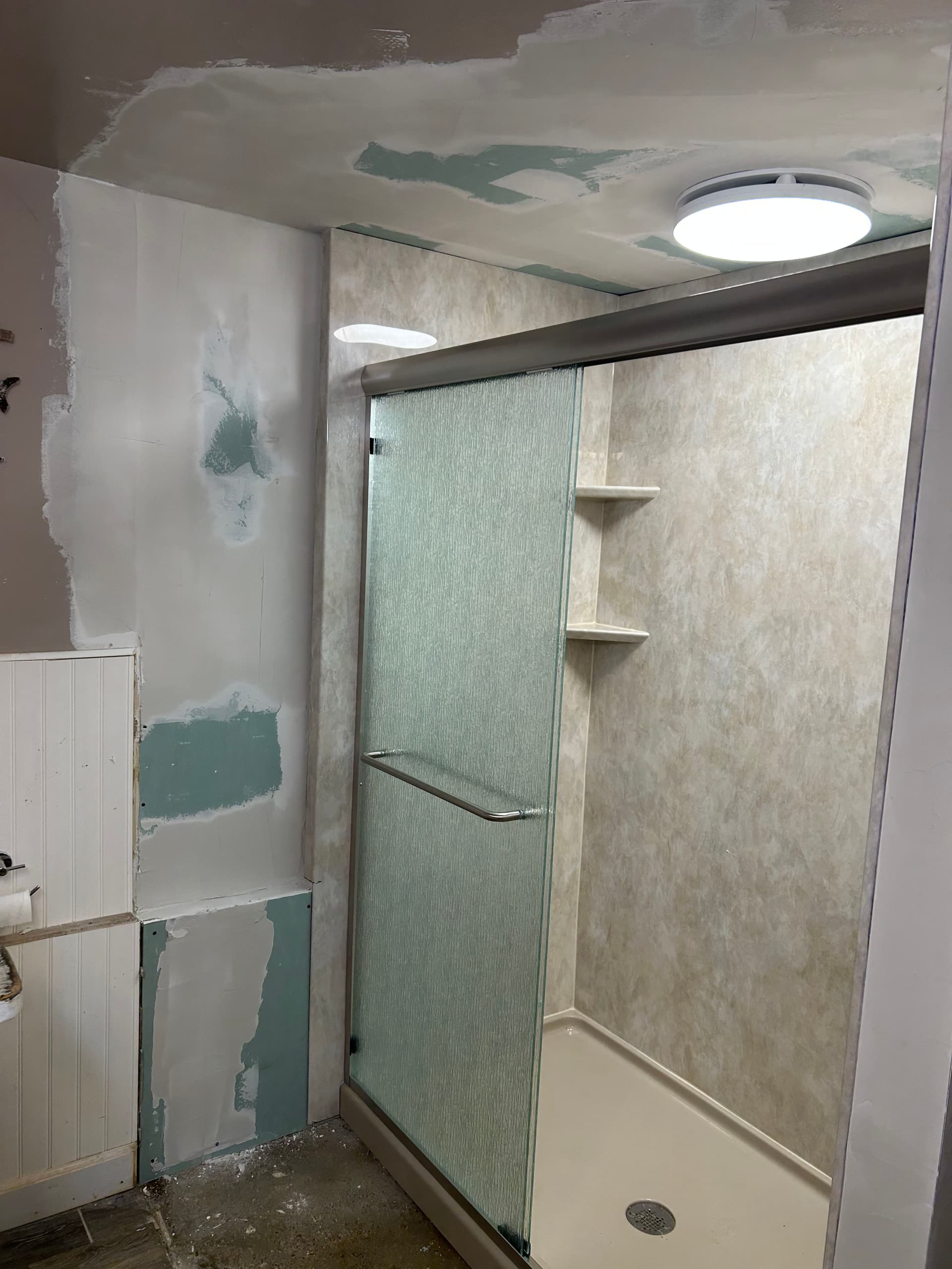 Gallery photos for Fresh Acrylic Showers Installed in Huntertown and Churubusco: Image #1