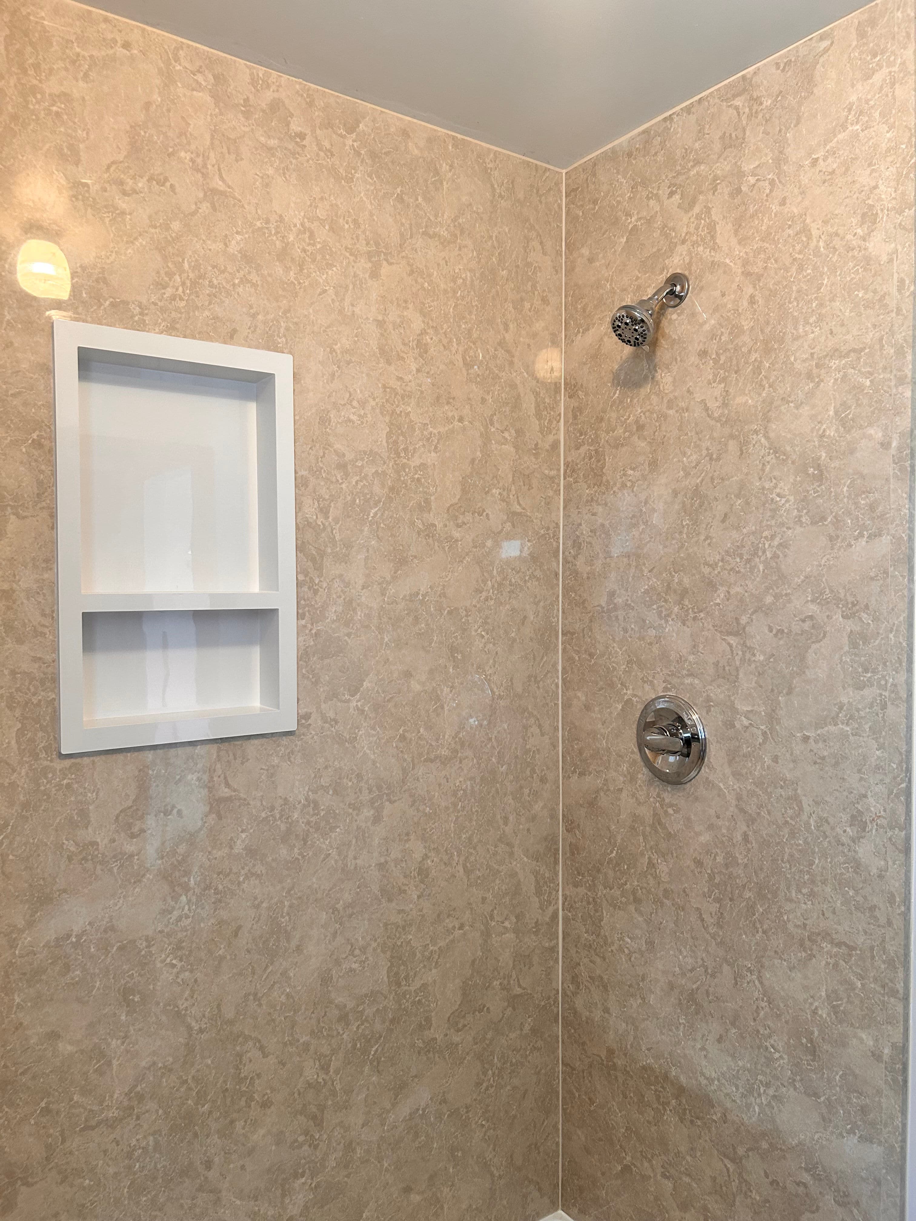 Project Desert Stone Acrylic Shower With Built-In Niche image