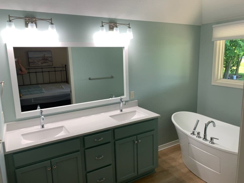 Bathroom Countertops image