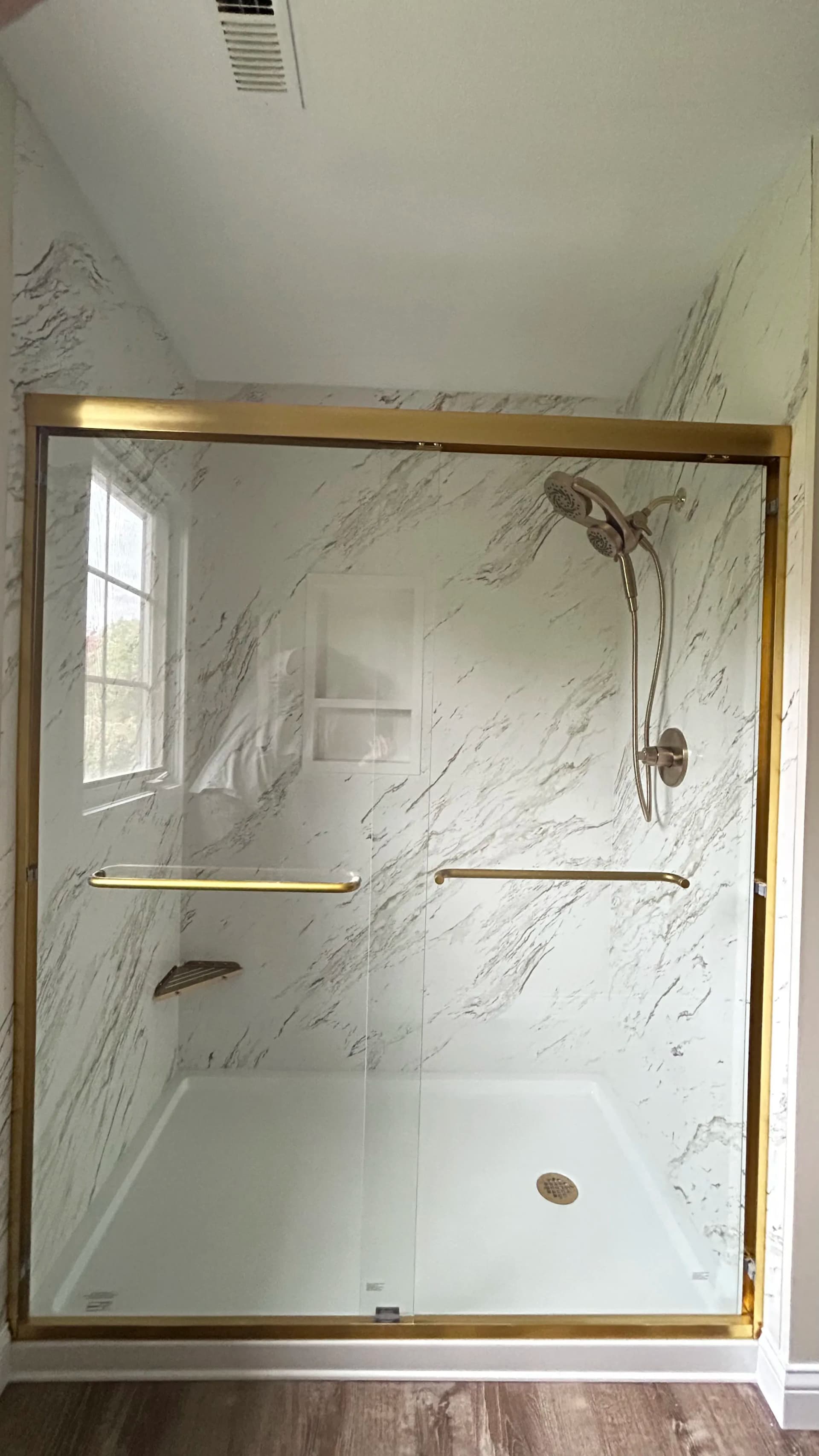 Walk-In Showers and Bathroom Remodels That Actually Work image