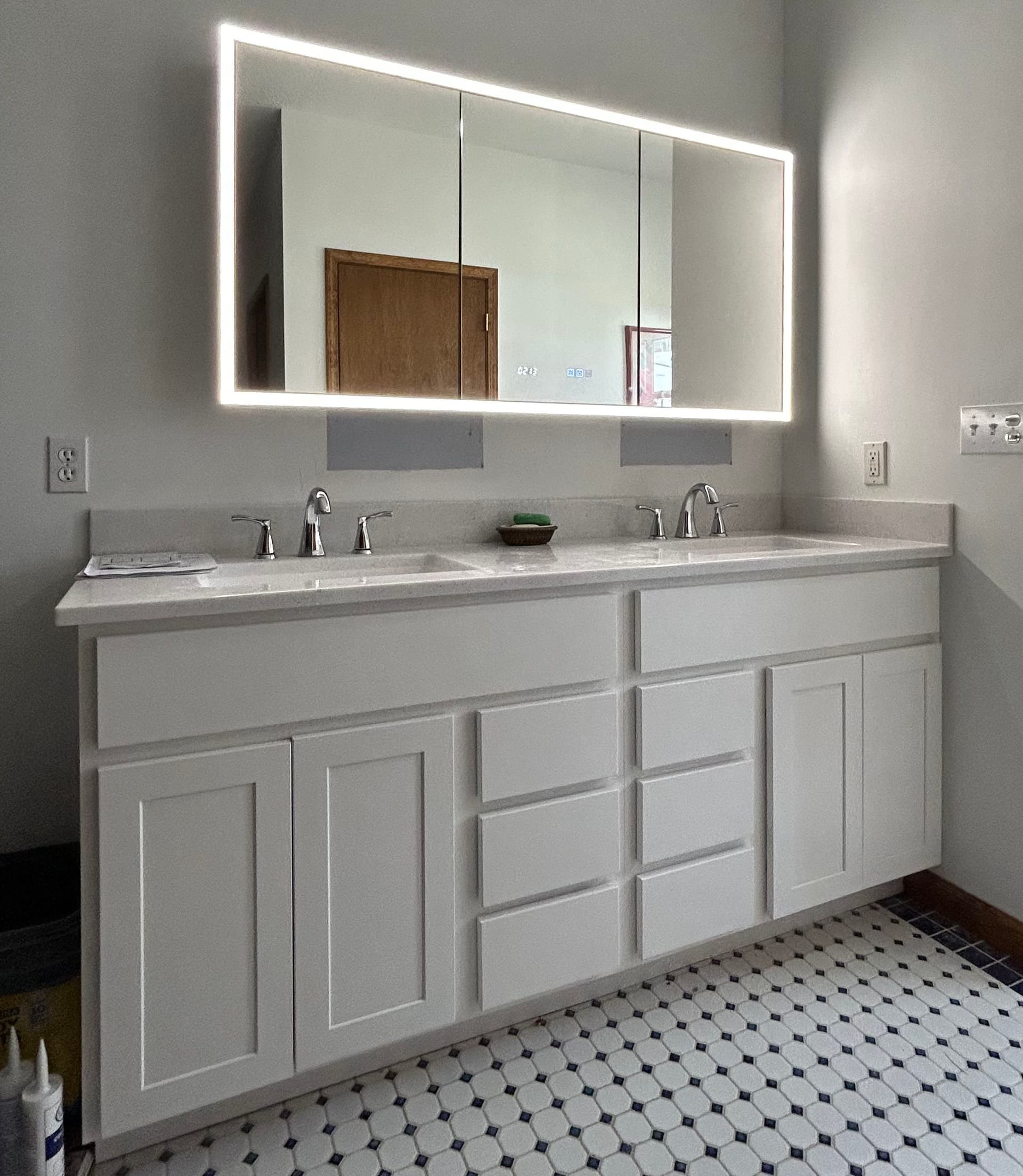 Gallery photos for Comfort and Style in Bathroom Transformation: Image #2